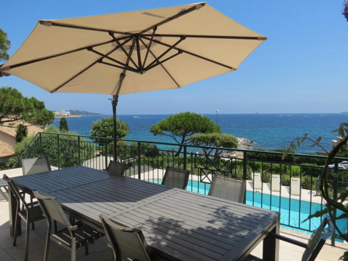 Villa 5 pièces + appart., piscine privée, vue mer à Sainte-Maxime - Photo 4