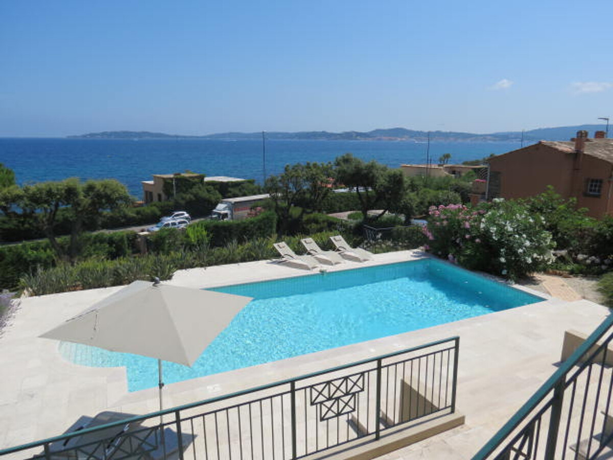 Villa 5 pièces + appart., piscine privée, vue mer à Sainte-Maxime - Photo 6