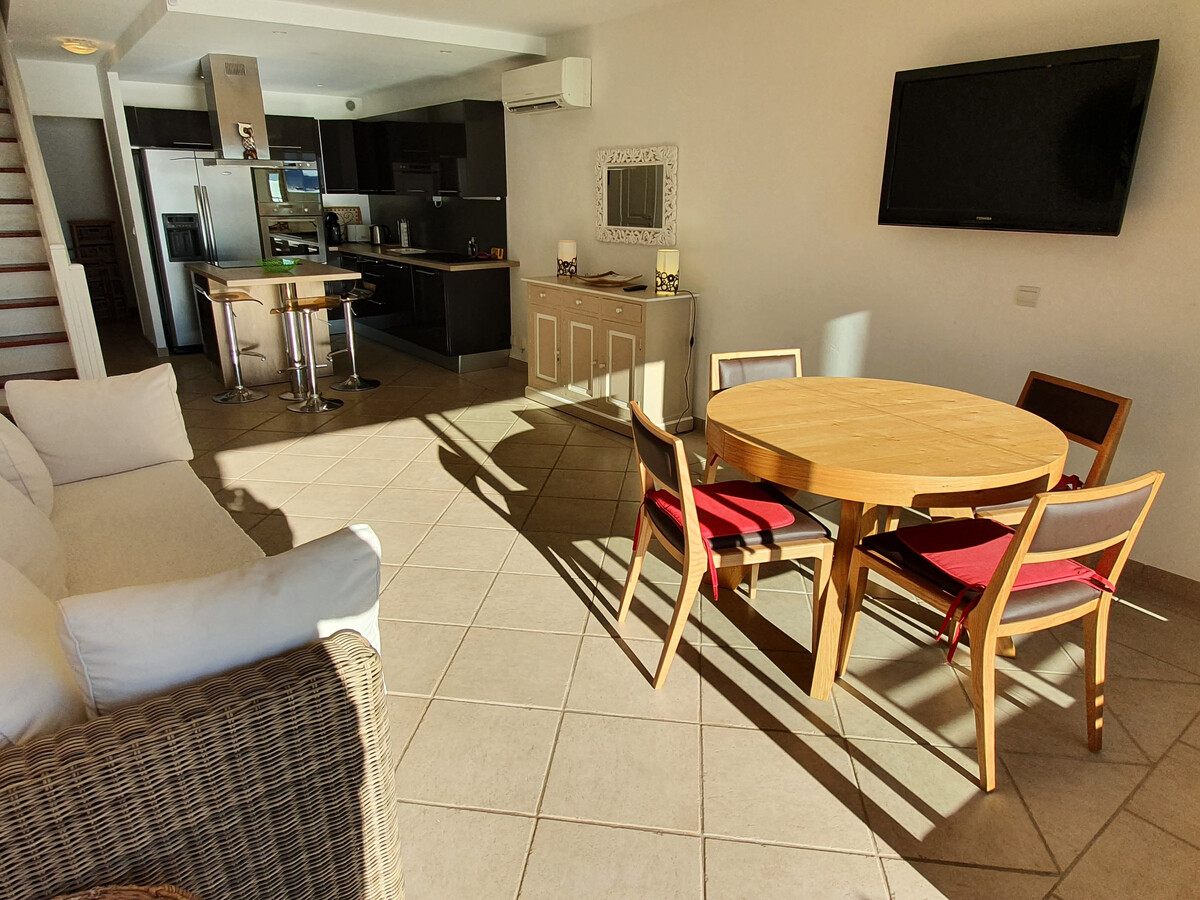 Appartement 4 pièces climatisé, 250m de la mer à Sainte-Maxime - Photo 5