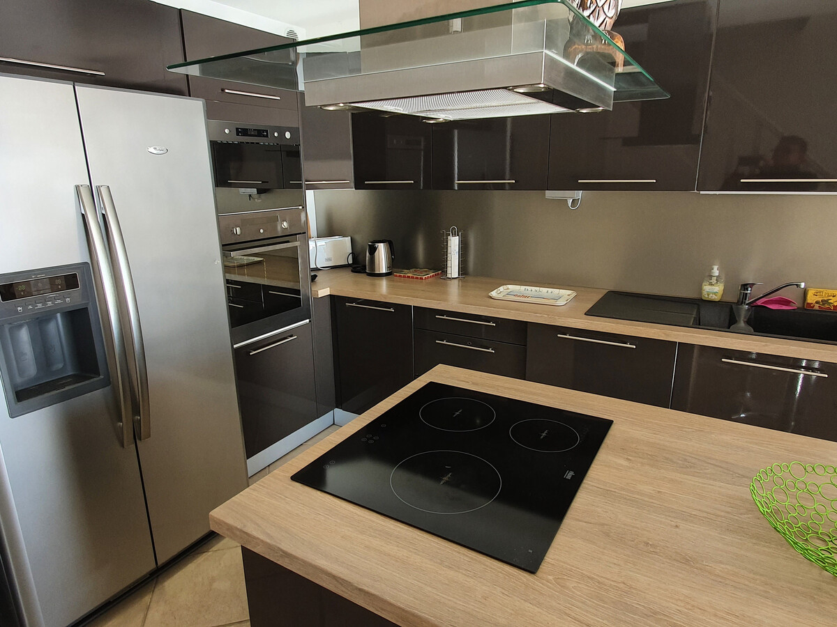 Appartement 4 pièces climatisé, 250m de la mer à Sainte-Maxime - Photo 10