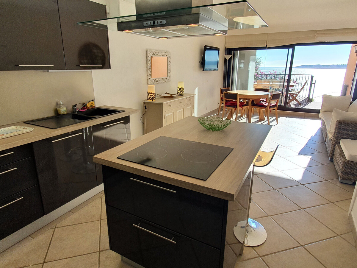 Appartement 4 pièces climatisé, 250m de la mer à Sainte-Maxime - Photo 12