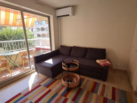 Appartement 2 pièces avec garage au centre, à 50m de la plage, climatisé : photo 4