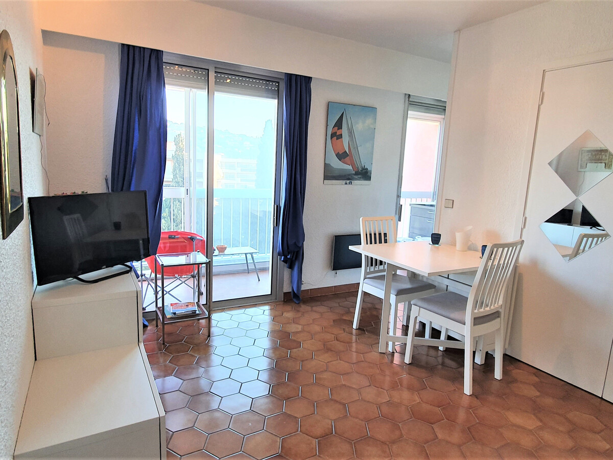 Studio 23 m² Sainte-Maxime, parking, balcon et loggia - Photo 6