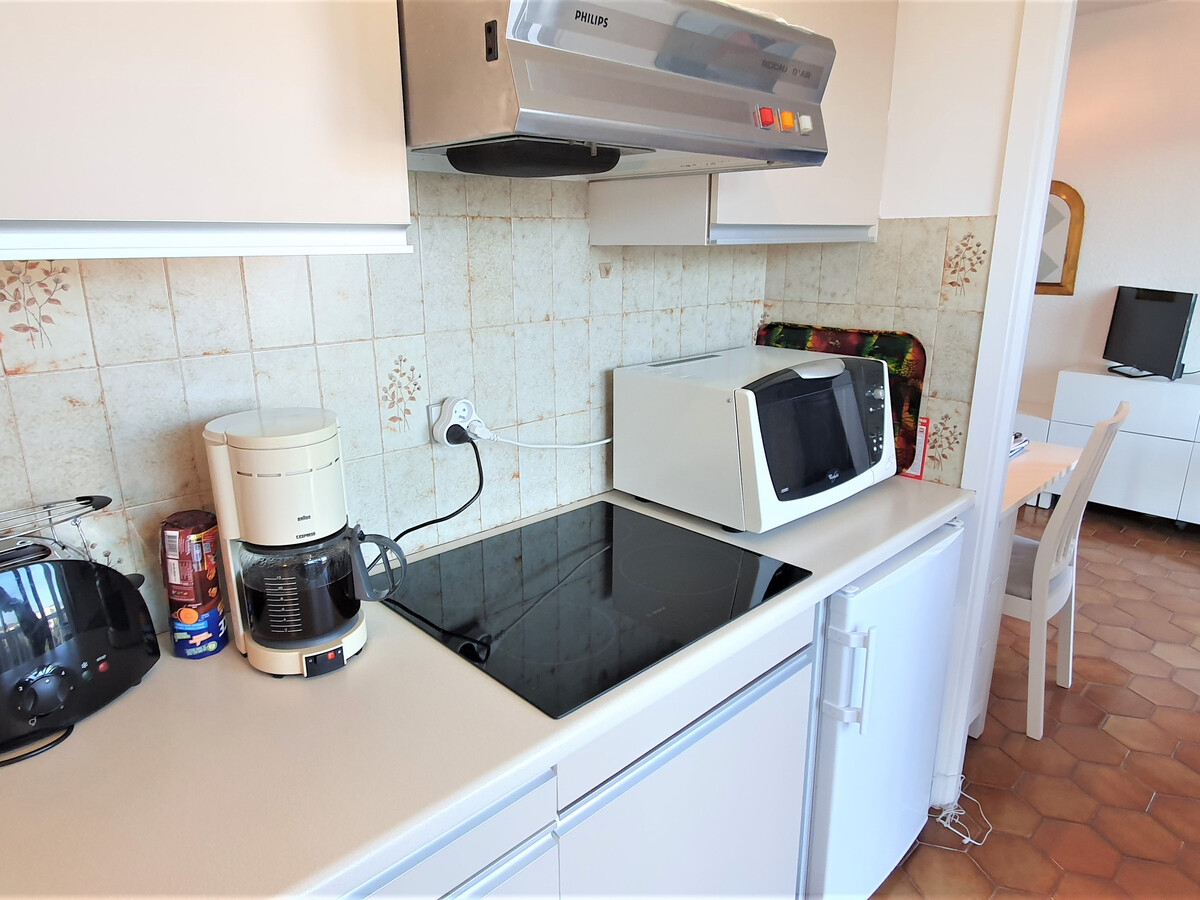 Studio 23 m² Sainte-Maxime, parking, balcon et loggia - Photo 10