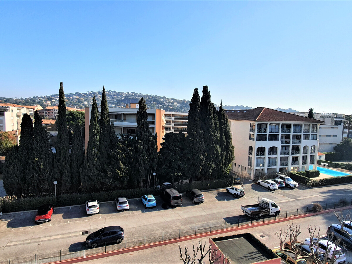 Studio 23 m² Sainte-Maxime, parking, balcon et loggia - Photo 14