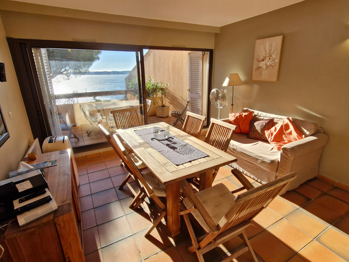 Triplex 4 pièces vue mer, piscine et parking à Sainte-Maxime - Photo 7