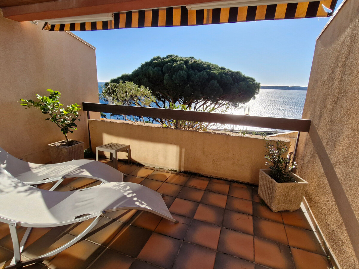 Triplex 4 pièces vue mer, piscine et parking à Sainte-Maxime - Photo 19