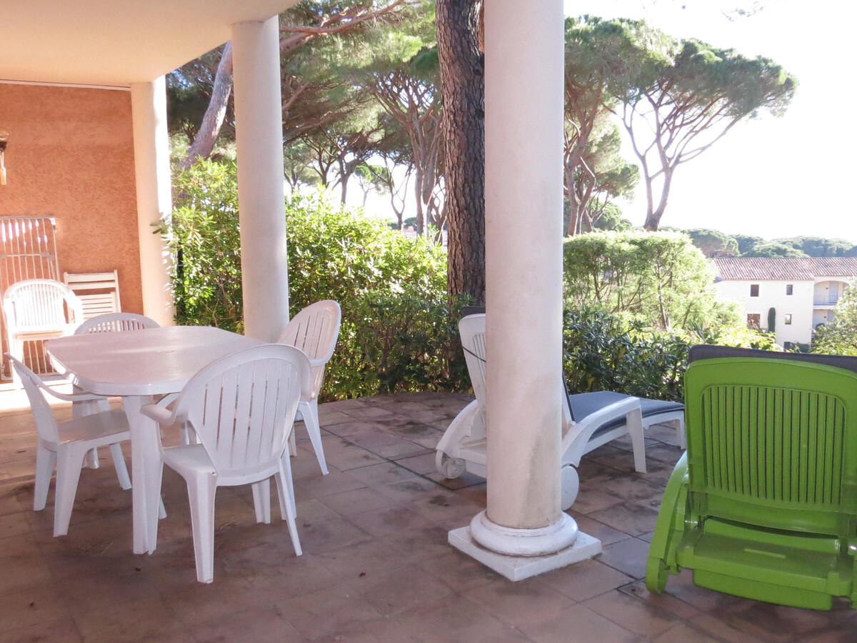 Appartement 2 pièces rez-de-jardin, piscine et garage à Sainte-Maxime - Photo 3