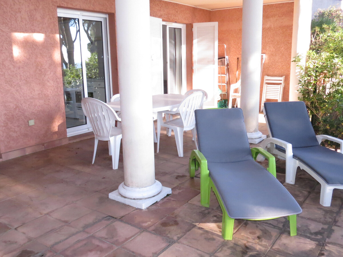 Appartement 2 pièces rez-de-jardin, piscine et garage à Sainte-Maxime - Photo 4