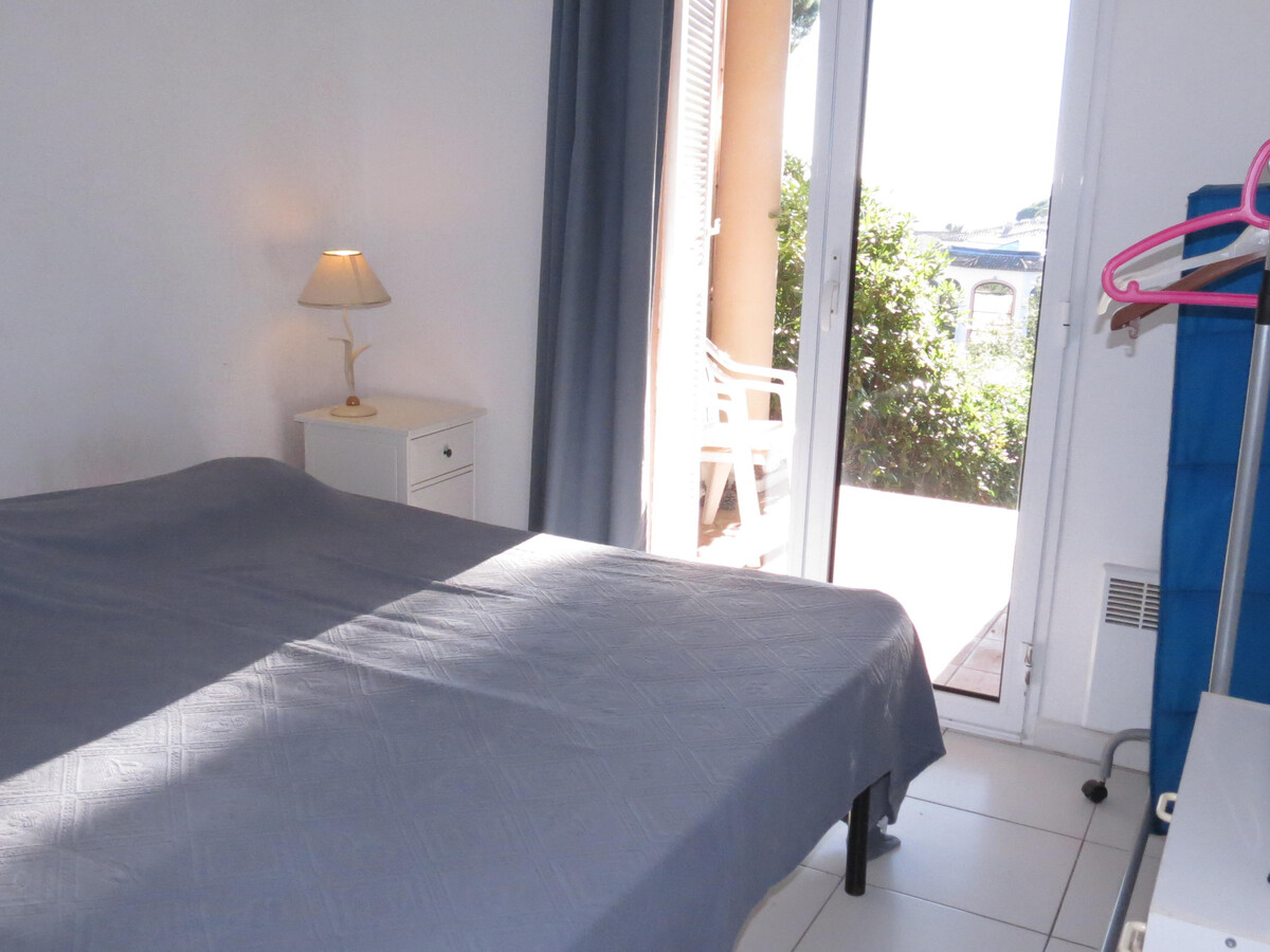 Appartement 2 pièces rez-de-jardin, piscine et garage à Sainte-Maxime - Photo 11