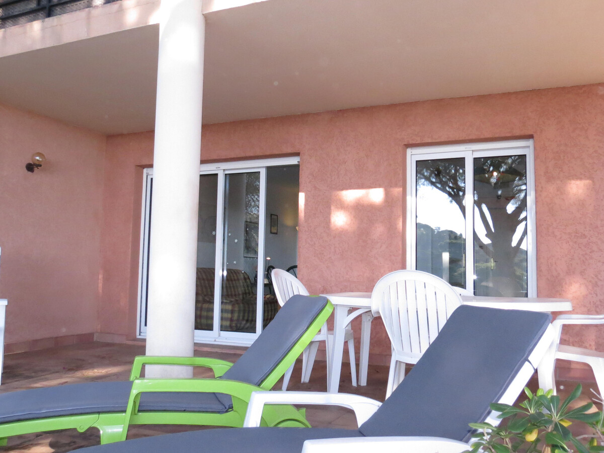 Appartement 2 pièces rez-de-jardin, piscine et garage à Sainte-Maxime - Photo 17