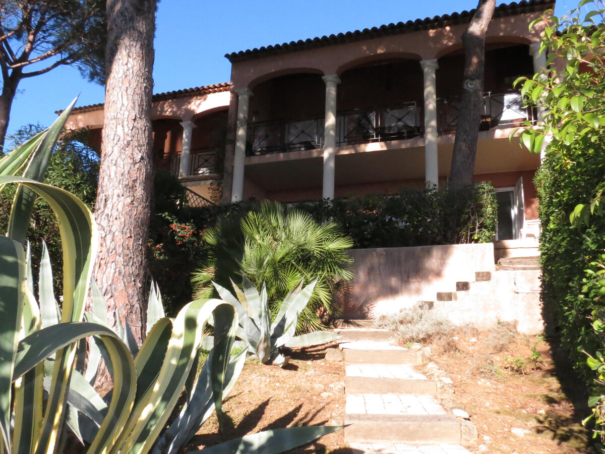 Appartement 2 pièces rez-de-jardin, piscine et garage à Sainte-Maxime - Photo 20