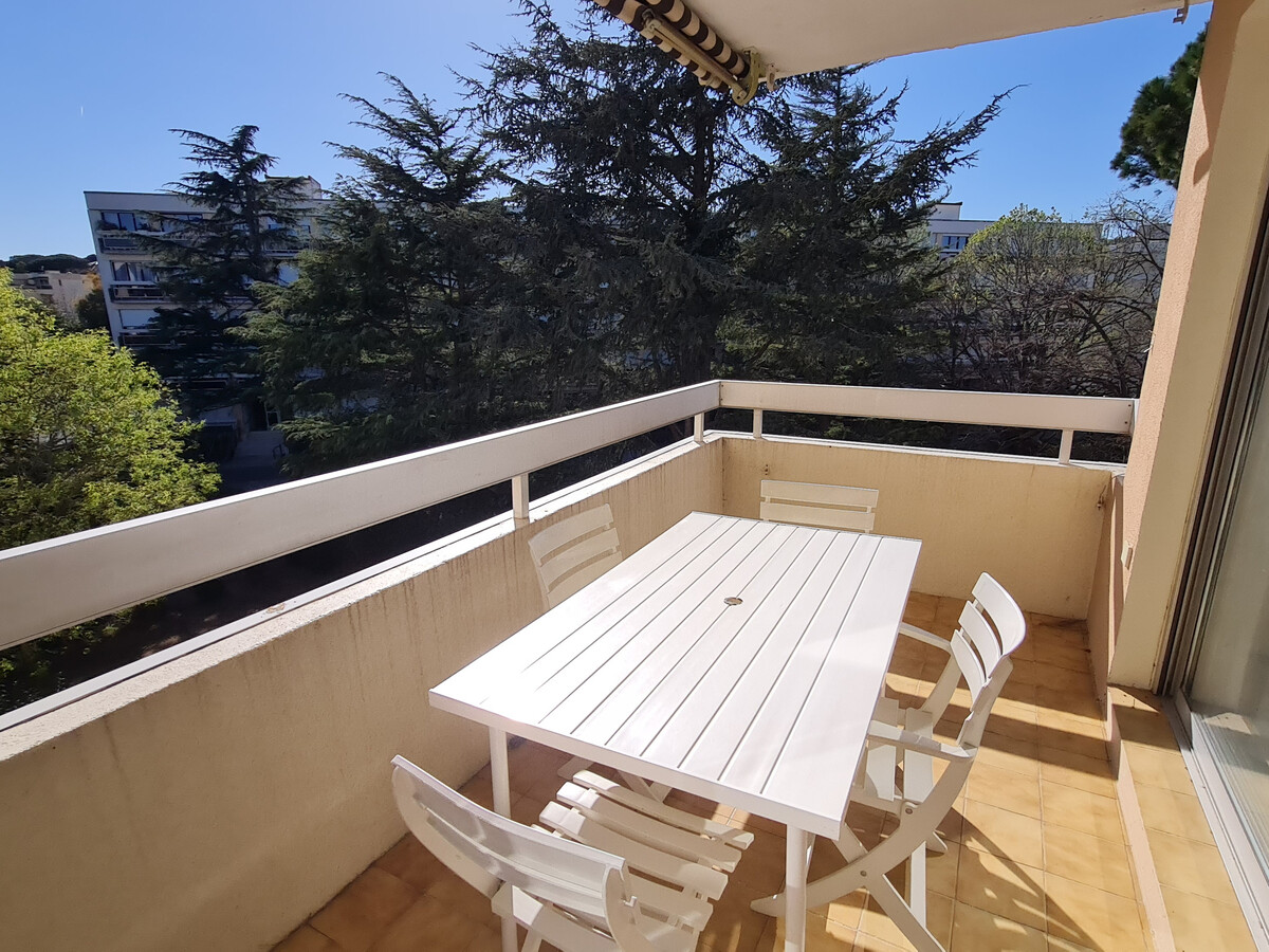 Appartement 2 pièces balcon sud, parking privé, animaux - Photo 2