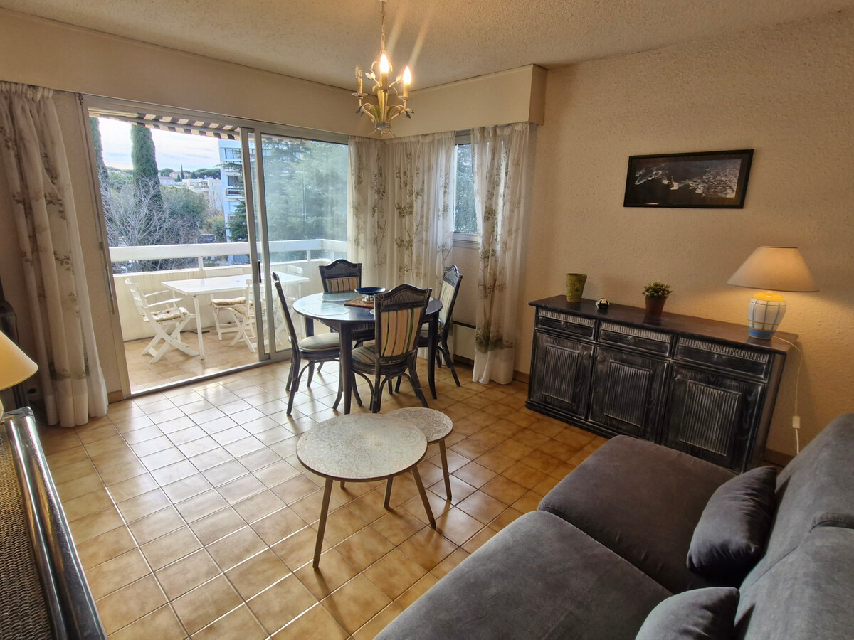 Appartement 2 pièces balcon sud, parking privé, animaux - Photo 4
