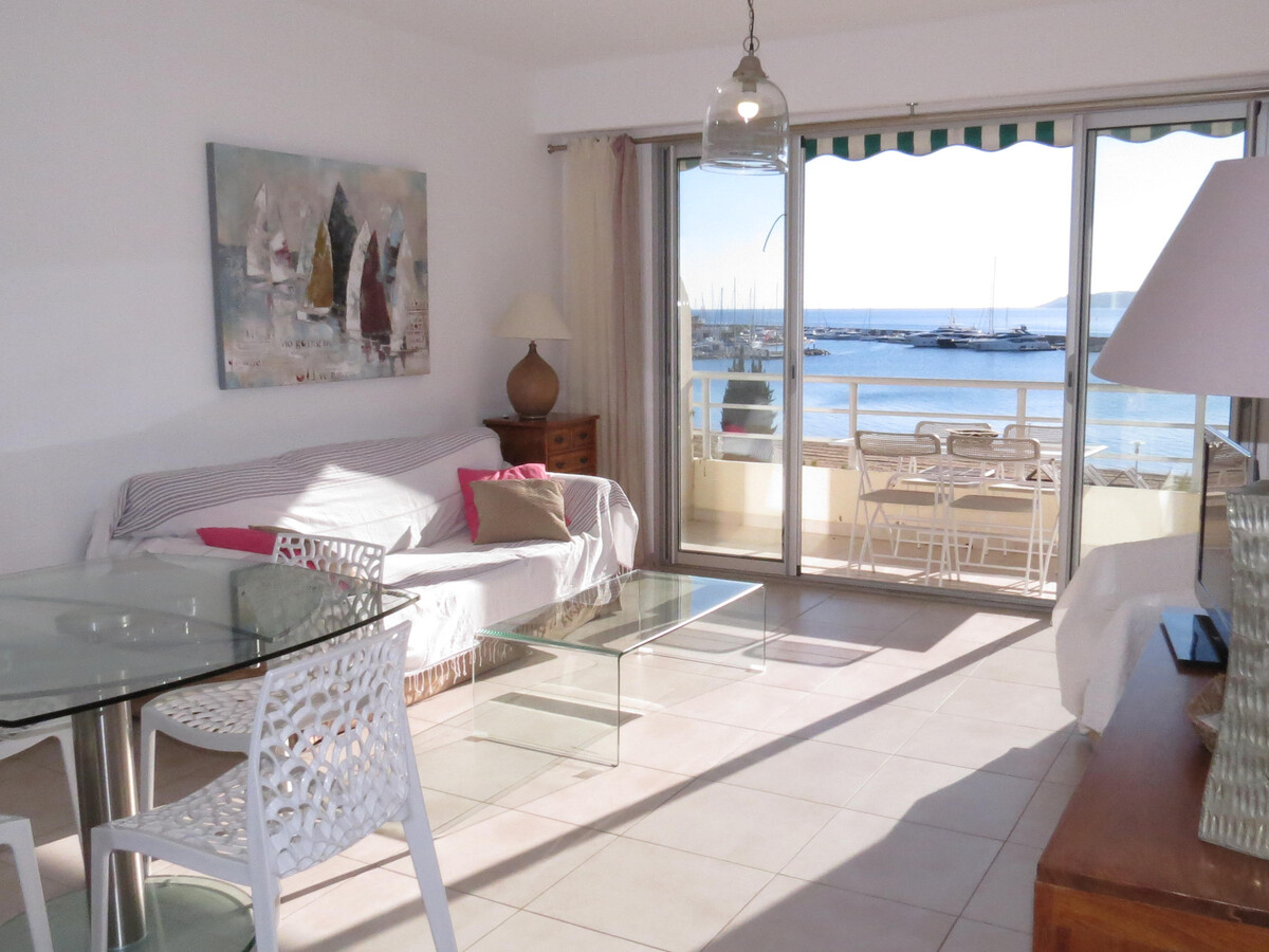 Appartement 2 pièces face mer avec terrasse à Sainte-Maxime - Photo 2