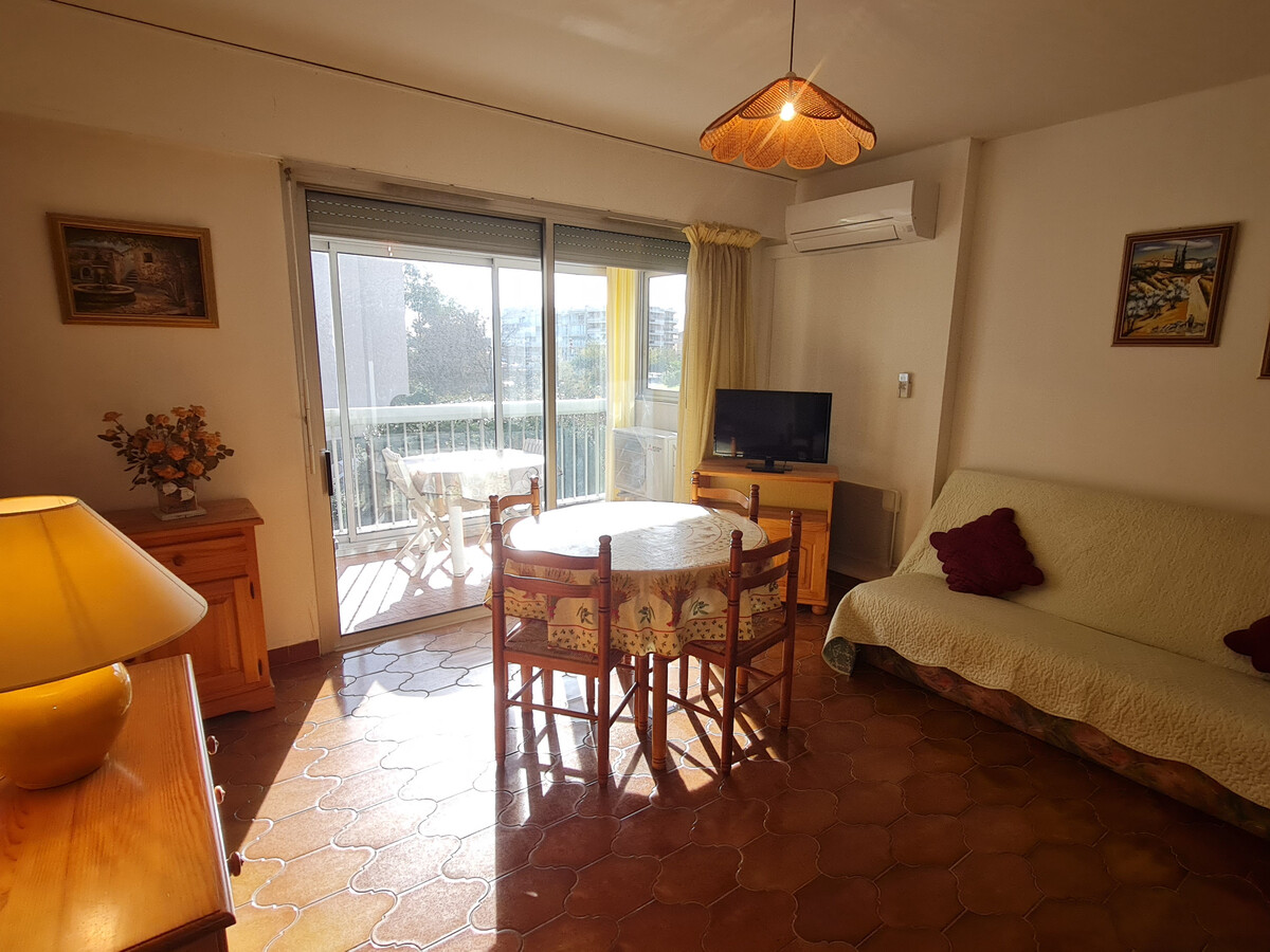 Studio 4 pers. climatisé, balcon sud et parking à Sainte-Maxime - Photo 4
