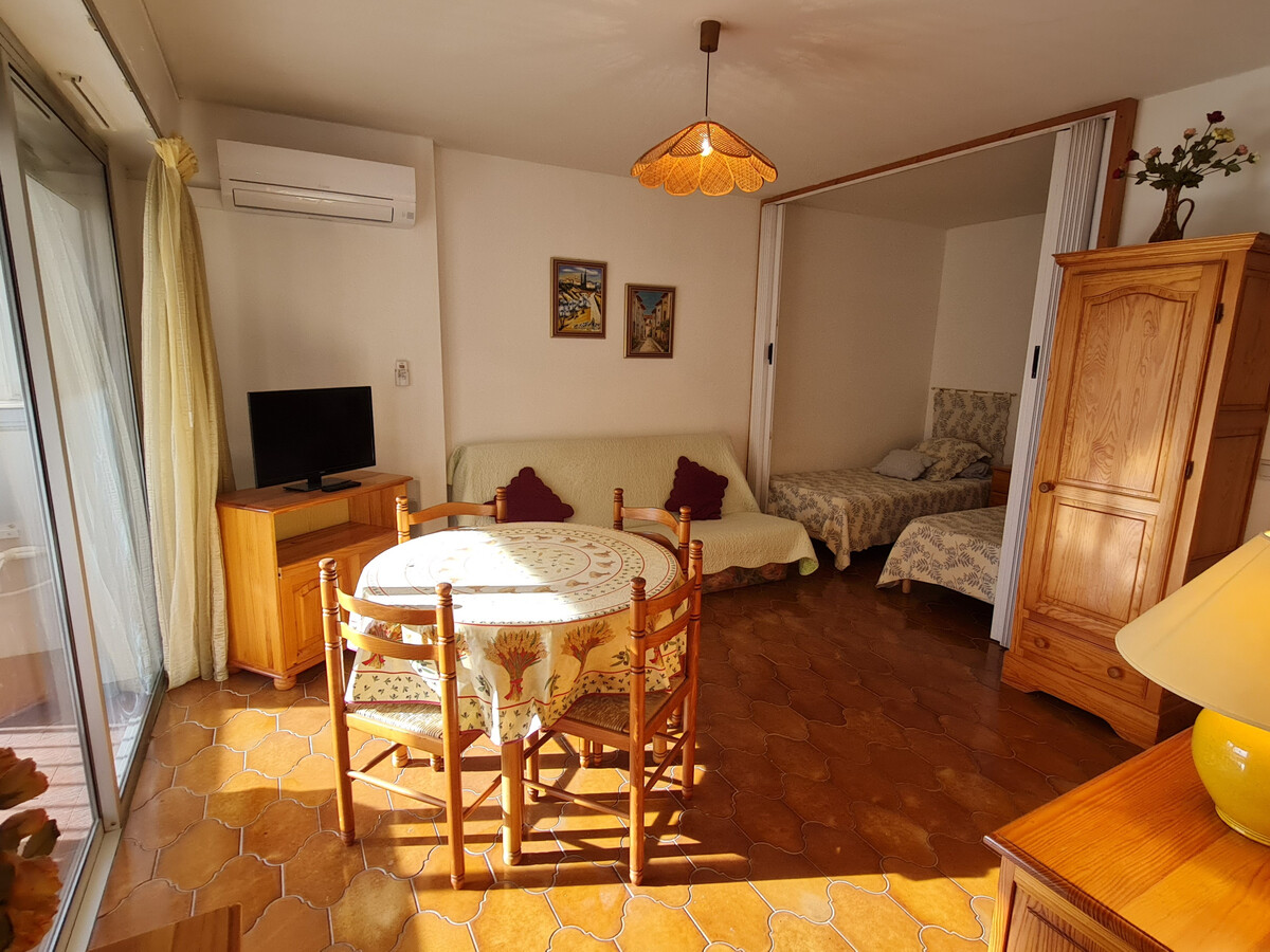 Studio 4 pers. climatisé, balcon sud et parking à Sainte-Maxime - Photo 5
