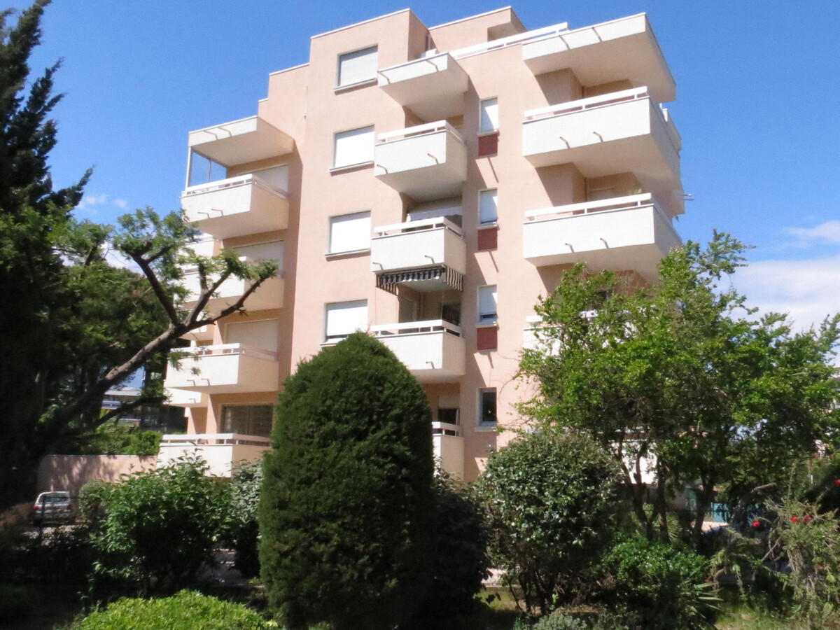 Appartement 2 pièces Sainte-Maxime, 300 m plage, parking privé - Photo 2