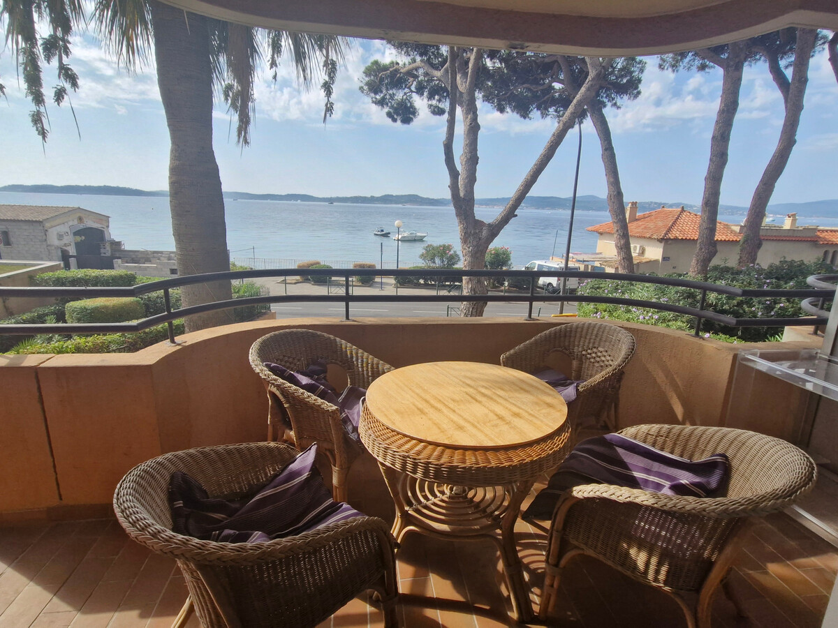 Appartement 2 pièces vue mer et Golfe de Saint-Tropez - Photo 2