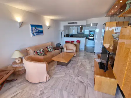 Appartement 3 pièces vue Golfe, piscine et plage à Sainte-Maxime : photo 4