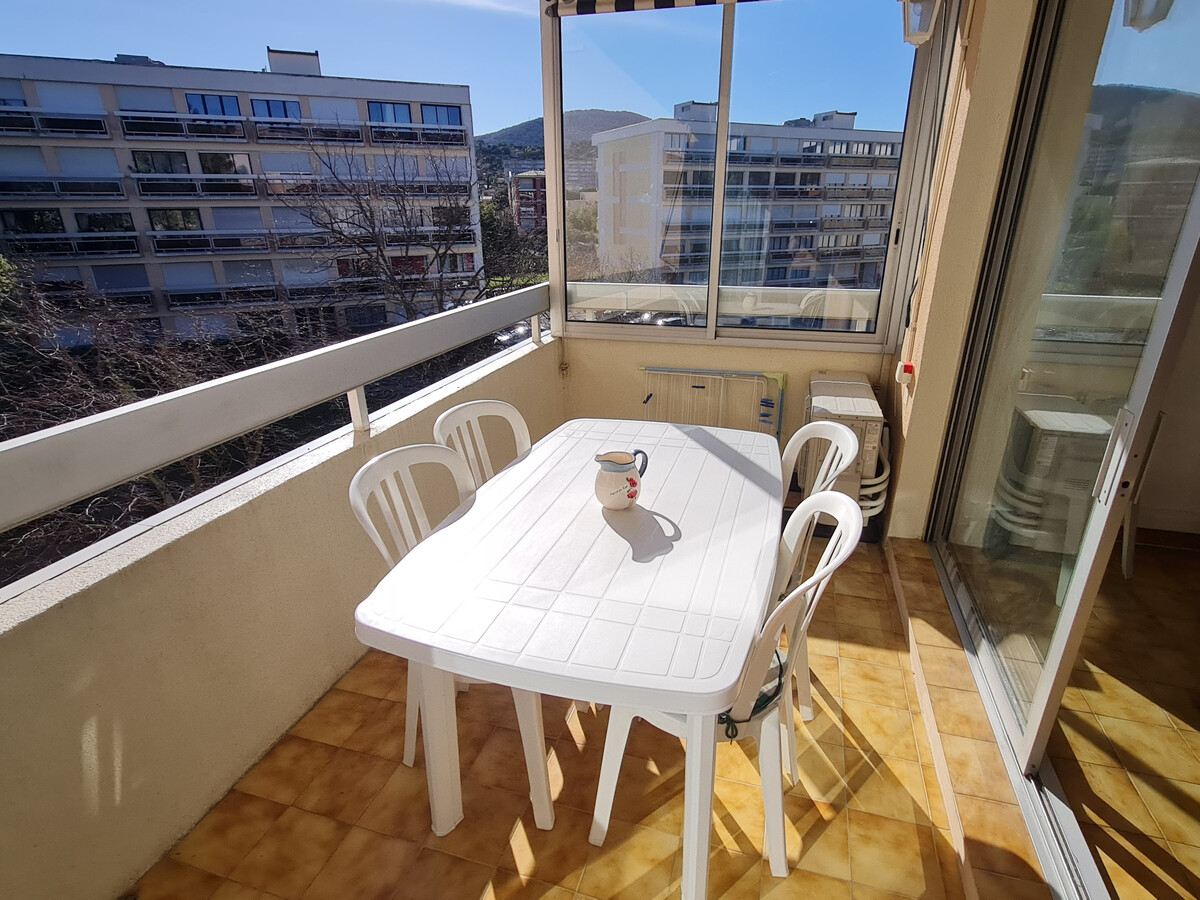 Appartement 2 pièces climatisé, parking privé, centre Sainte-Maxime - Photo 3