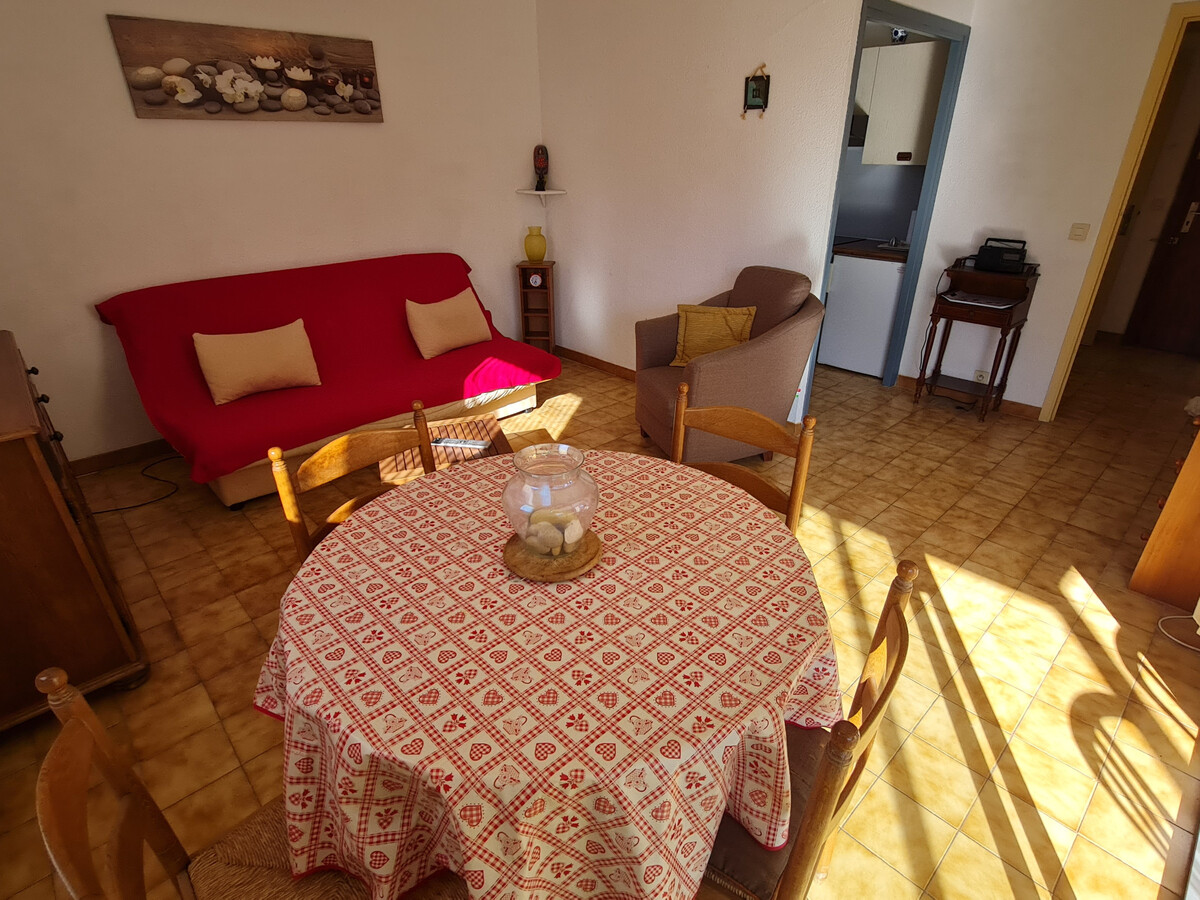 Appartement 2 pièces climatisé, parking privé, centre Sainte-Maxime - Photo 5