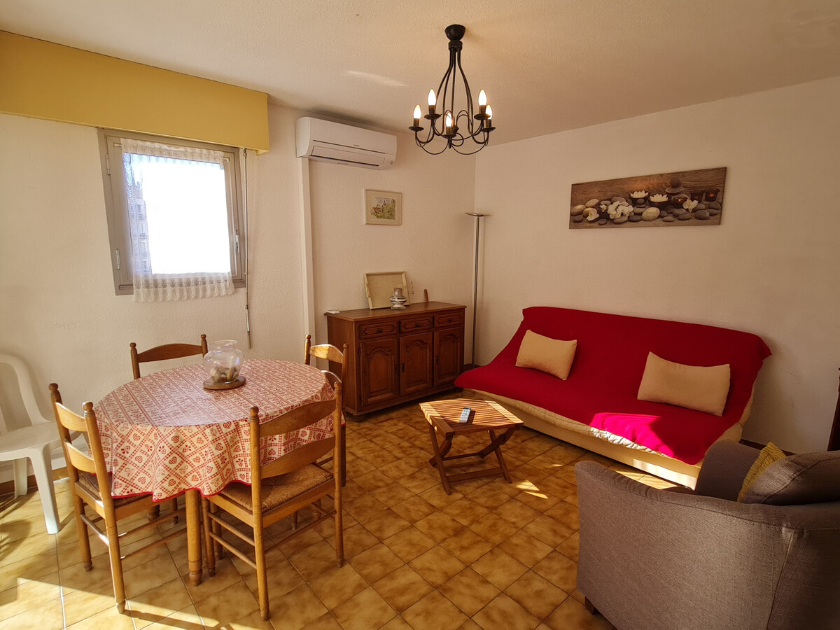 Appartement 2 pièces climatisé, parking privé, centre Sainte-Maxime - Photo 9