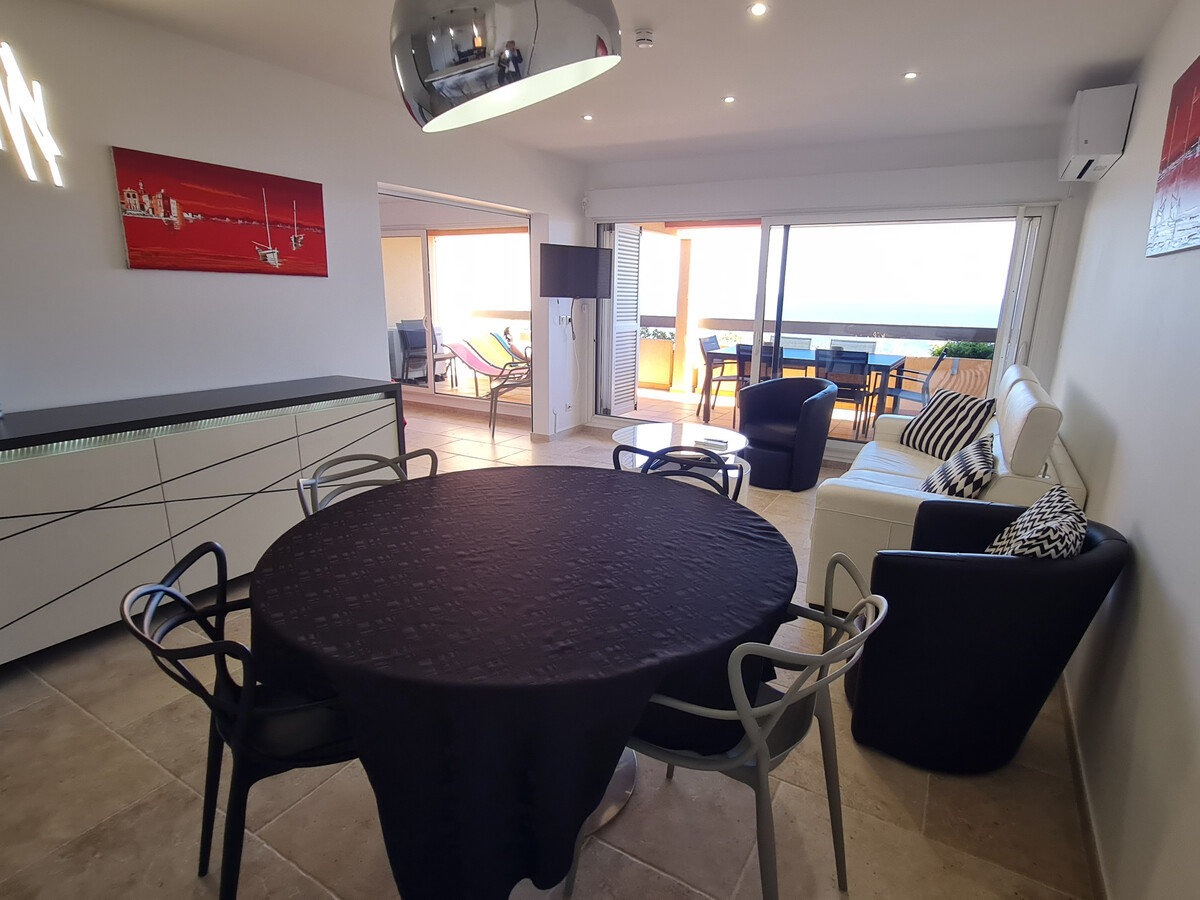 Appartement 3 pièces climatisé, piscine et vue mer à Sainte-Maxime - Photo 8