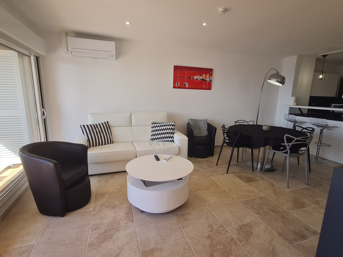 Appartement 3 pièces climatisé, piscine et vue mer à Sainte-Maxime - Photo 9