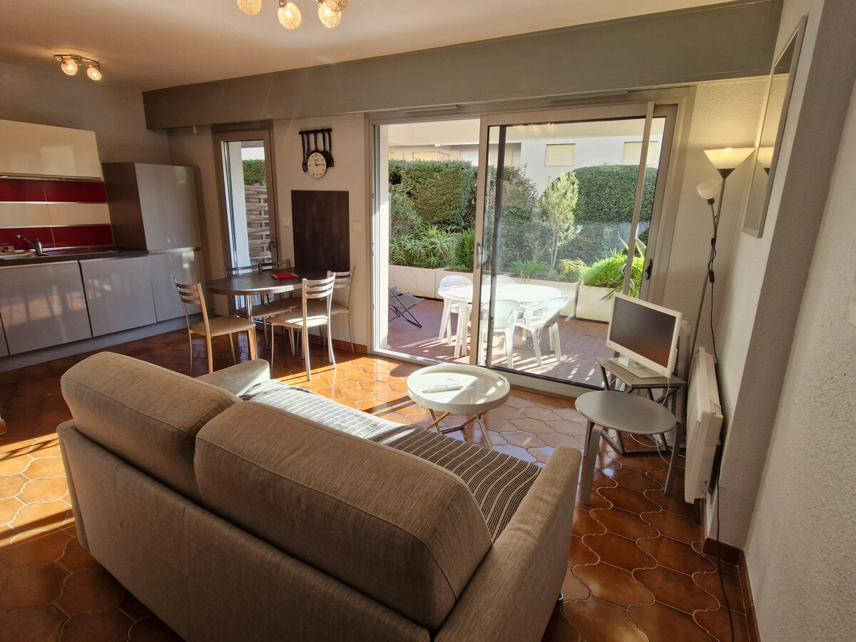 Studio 32 m² terrasse 20 m² avec parking, Sainte-Maxime - Photo 7