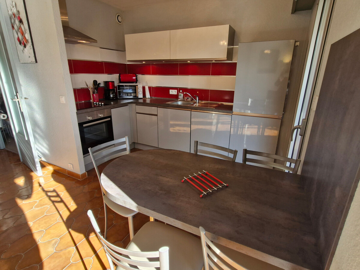 Studio 32 m² terrasse 20 m² avec parking, Sainte-Maxime - Photo 9