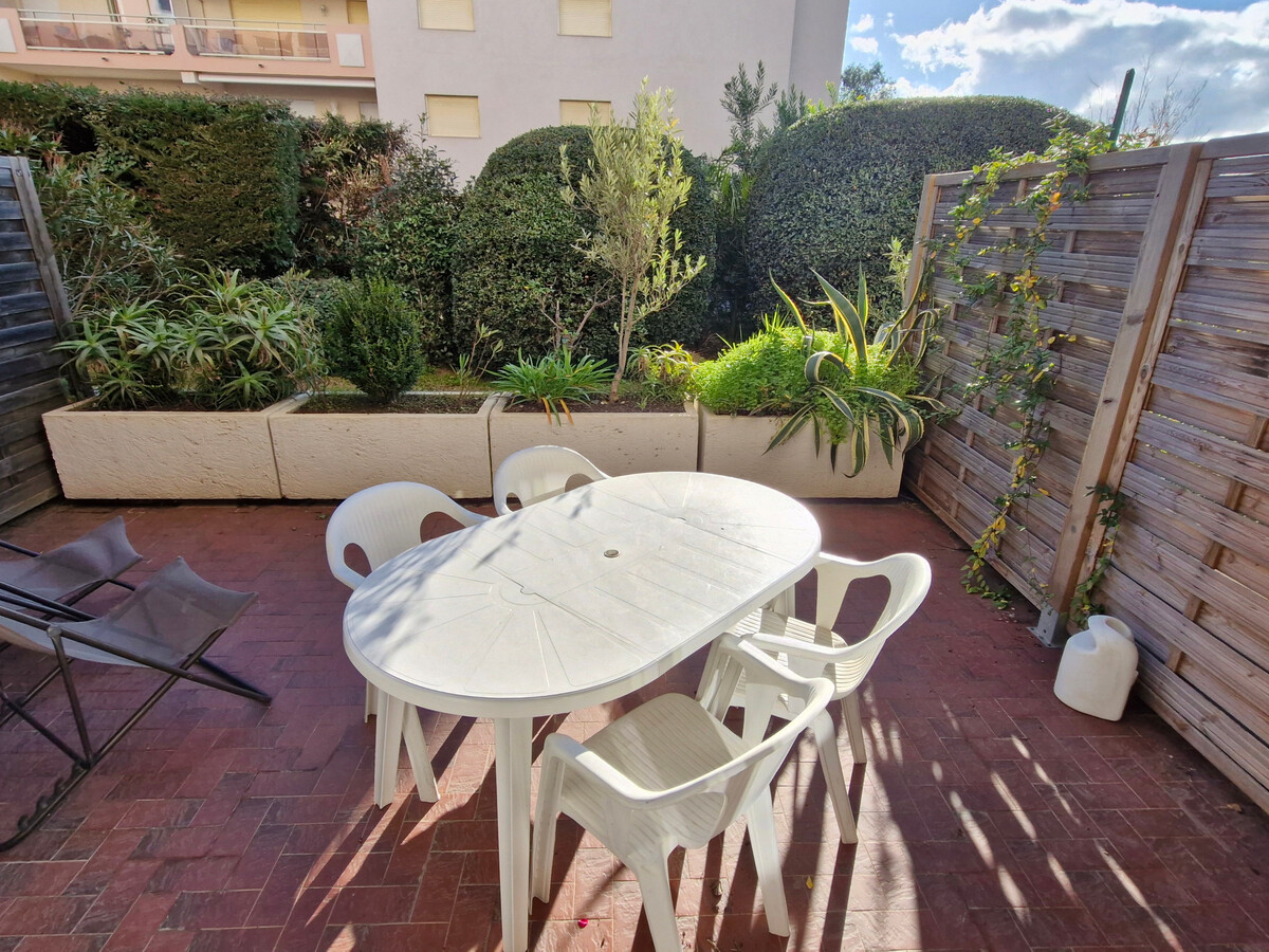 Studio 32 m² terrasse 20 m² avec parking, Sainte-Maxime - Photo 21