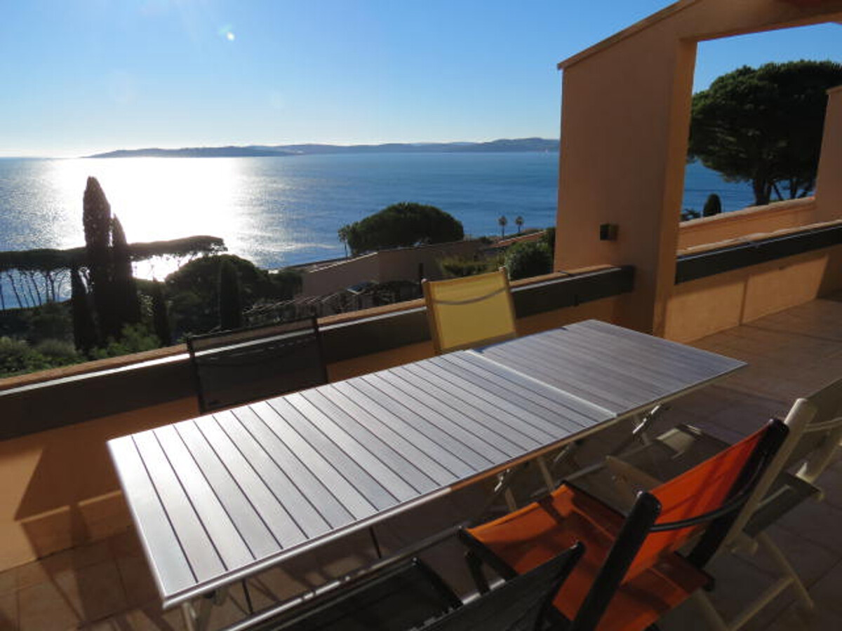 Appartement 3 pièces climatisé, vue golfe de Saint-Tropez - Photo 1