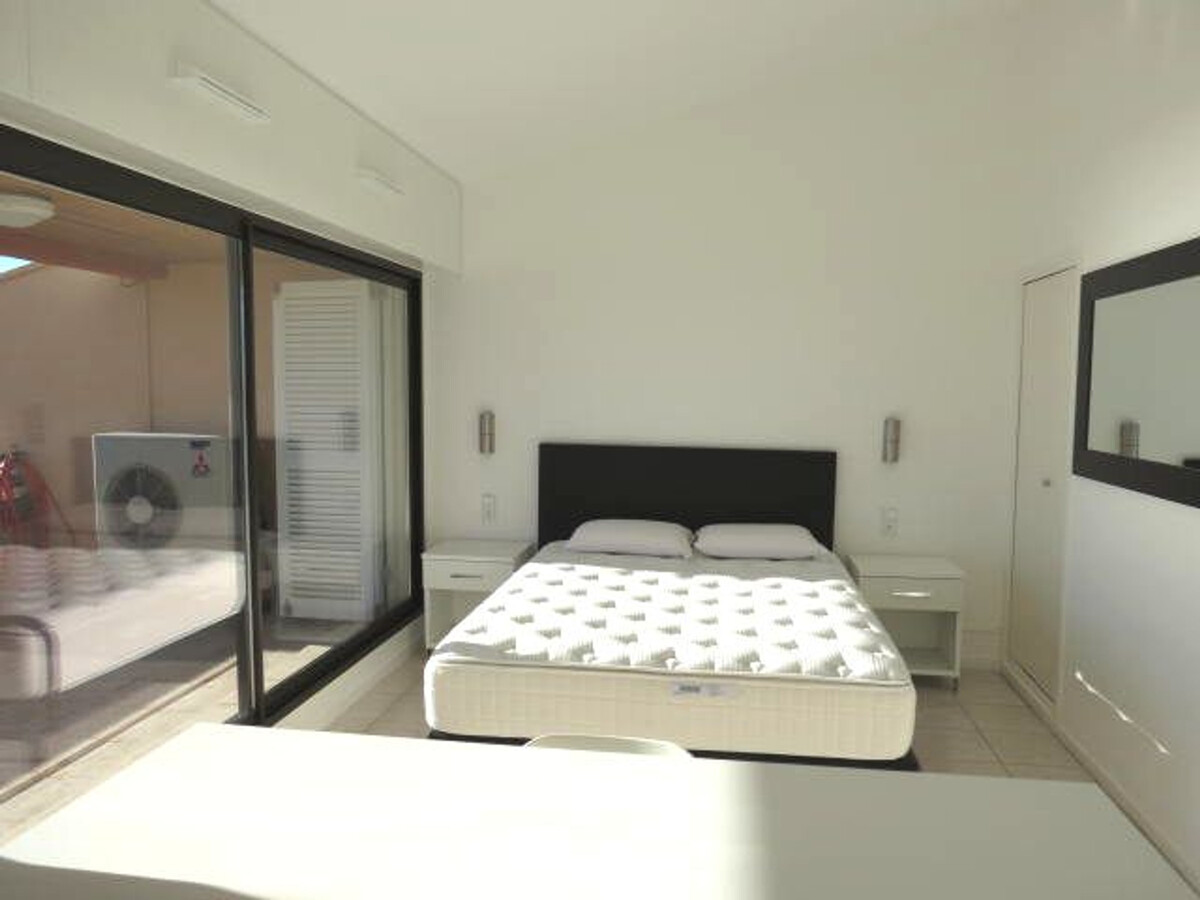 Appartement 3 pièces climatisé, vue golfe de Saint-Tropez - Photo 10