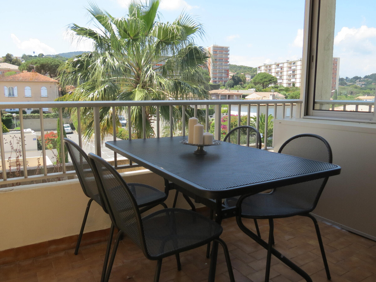 Appartement 2 pièces climatisé, garage et piscine à Sainte-Maxime - Photo 2