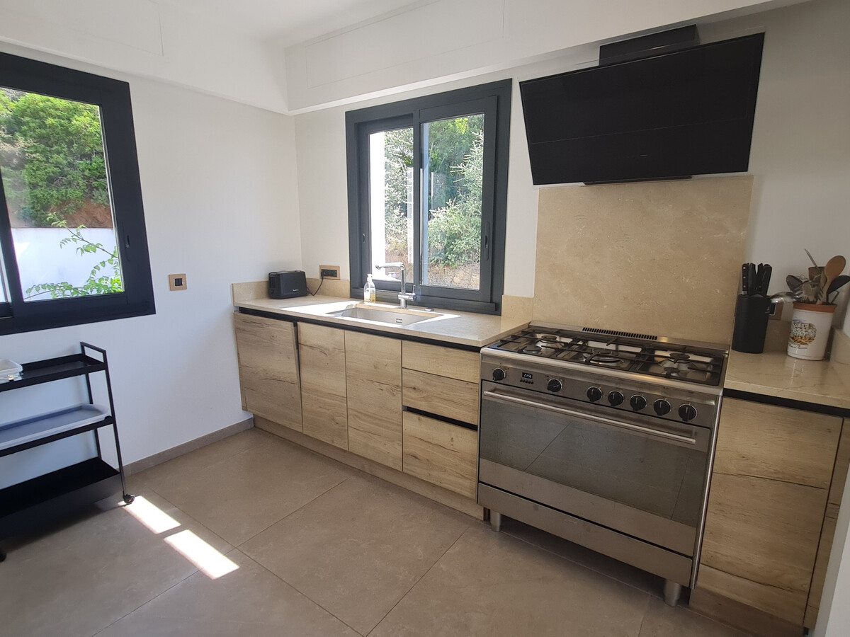 Villa 5 chambres, piscine privée et vue mer à Sainte-Maxime - Photo 15