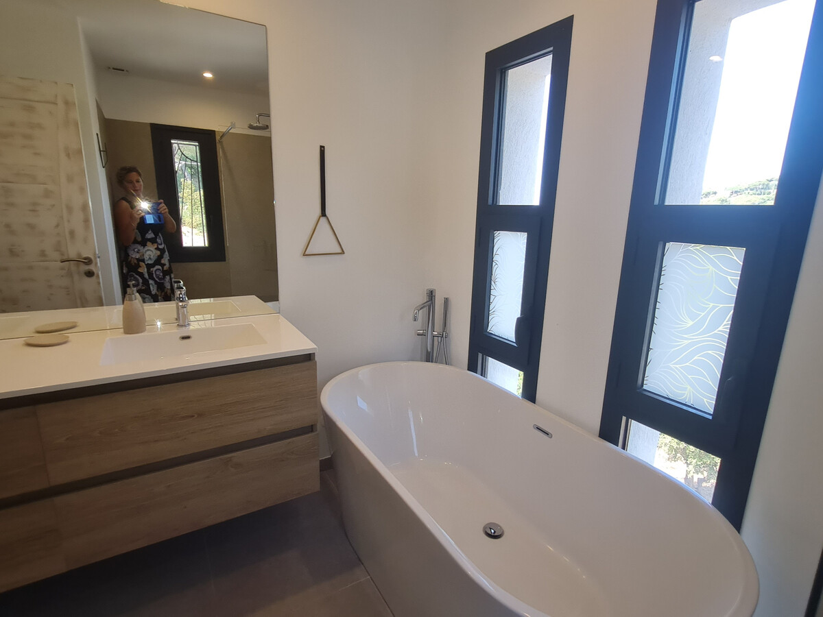 Villa 5 chambres, piscine privée et vue mer à Sainte-Maxime - Photo 29