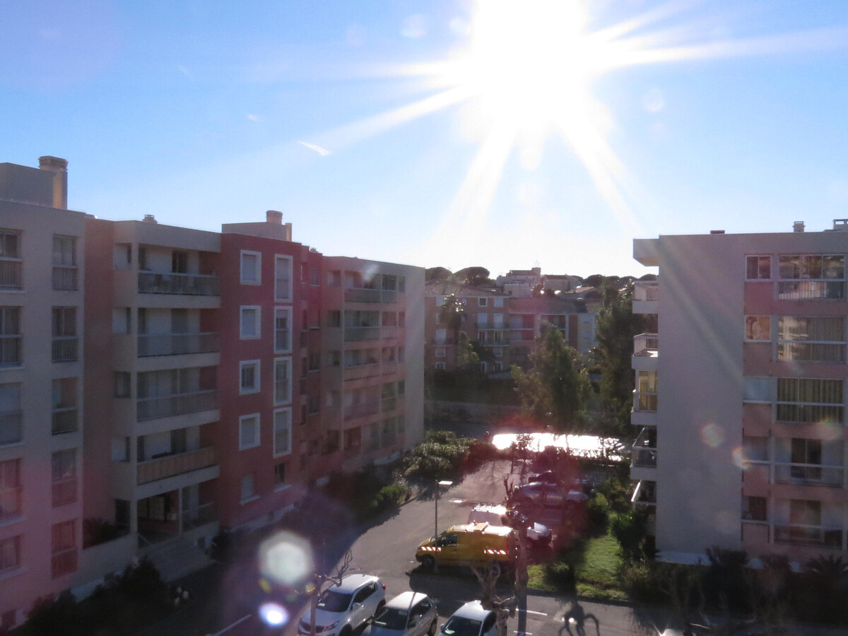 Studio 4 pers. balcon et parking à Sainte-Maxime - Photo 3