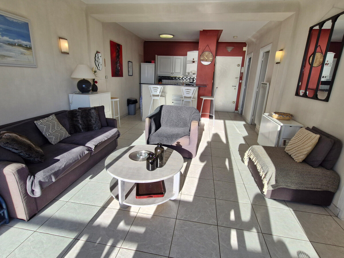 Appartement 2 pièces climatisé, balcon sud-est - Sainte-Maxime - Photo 10