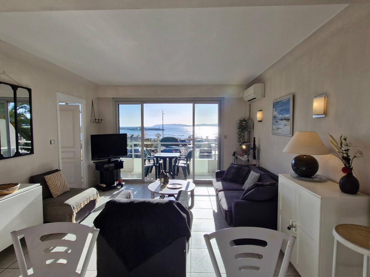 Appartement 2 pièces climatisé, balcon sud-est - Sainte-Maxime - Photo 18