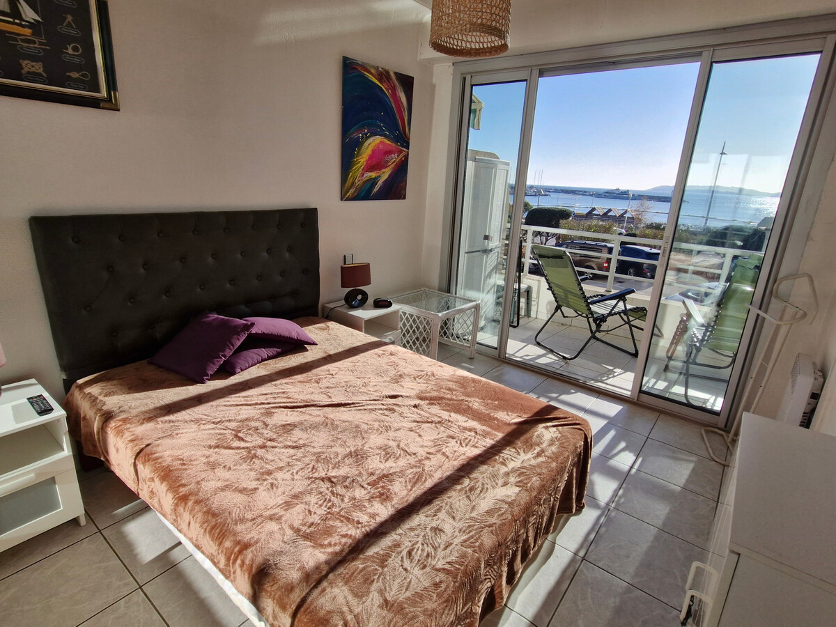 Appartement 2 pièces climatisé, balcon sud-est - Sainte-Maxime - Photo 21