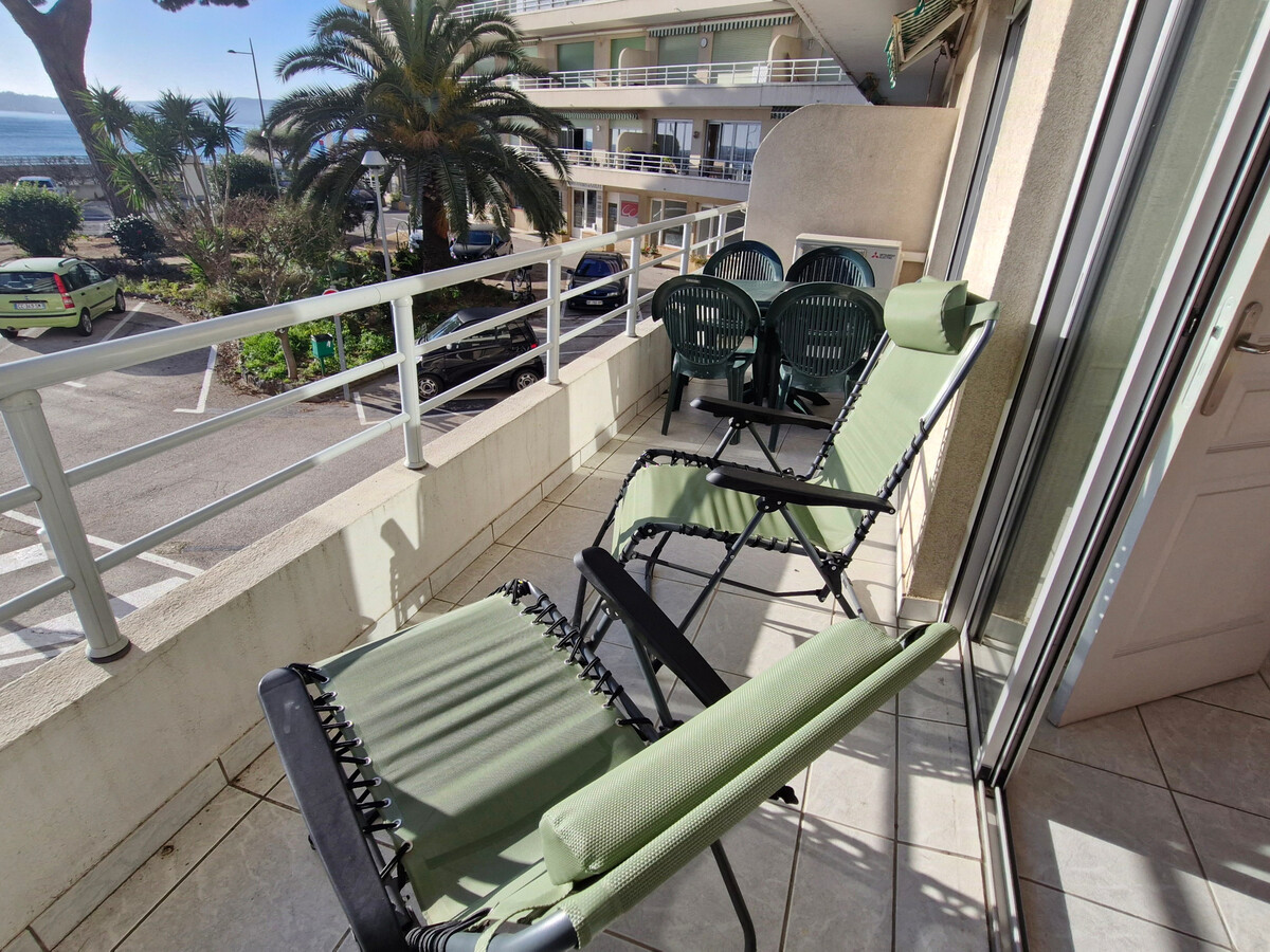 Appartement 2 pièces climatisé, balcon sud-est - Sainte-Maxime - Photo 26