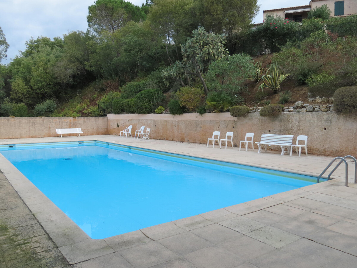 Mas 3 pièces climatisé, piscine et plage à 400 m - Photo 5