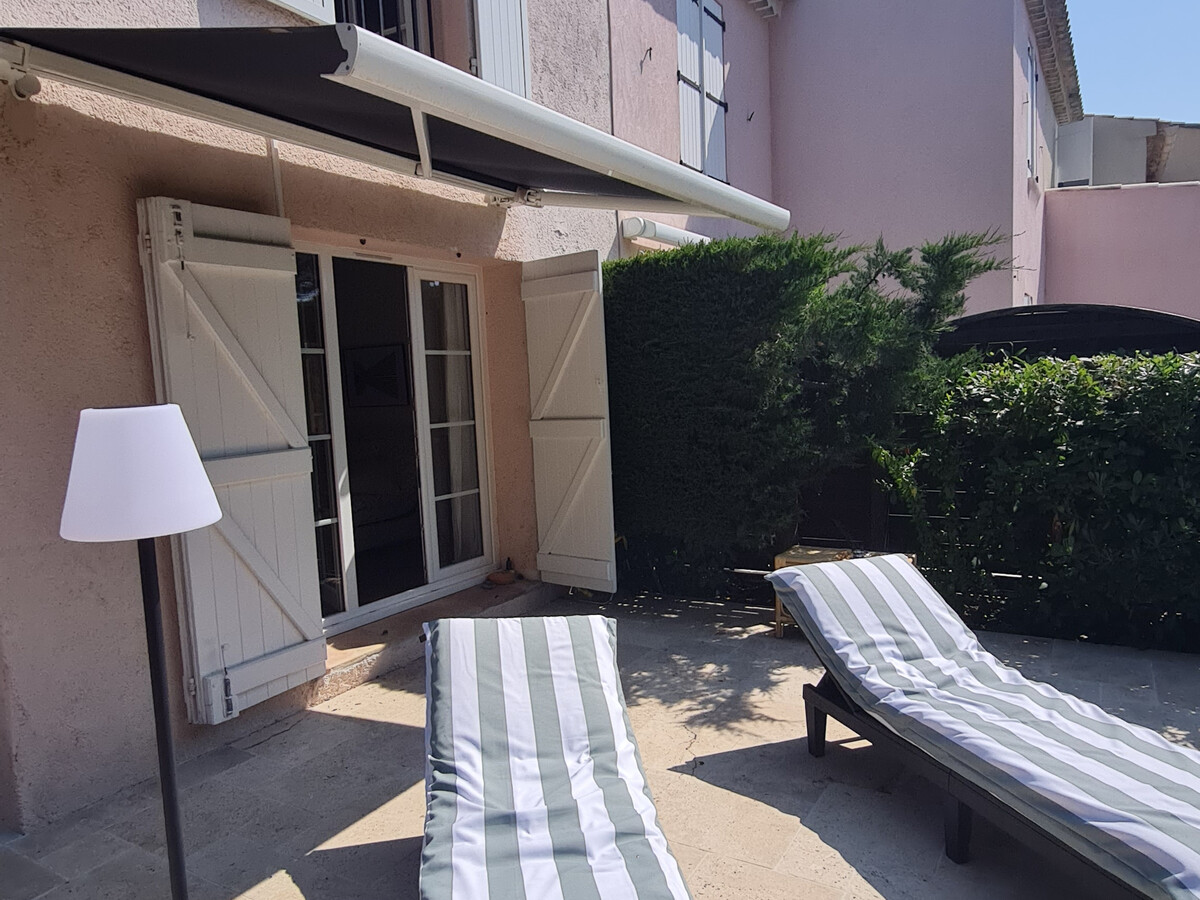 Mas 3 pièces climatisé, piscine et plage à 400 m - Photo 22