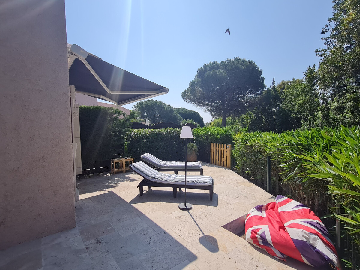 Mas 3 pièces climatisé, piscine et plage à 400 m - Photo 23
