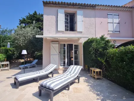 Location maison à Sainte Maxime, Mazet 3 pièces climatisé, piscine, proche plage à Sainte-Maxime