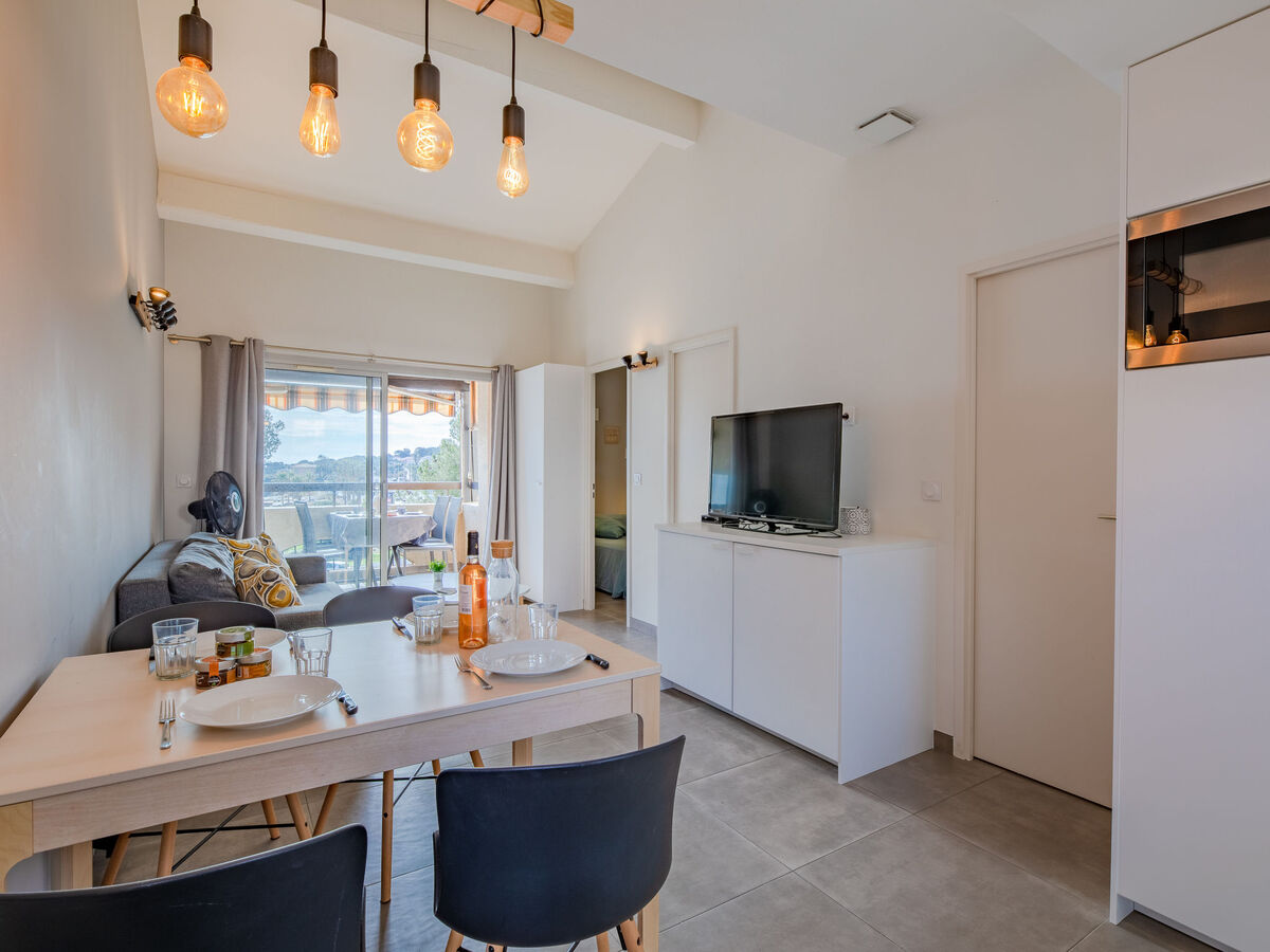 La Gaillarde - Apt 3 pièces rénové, vue mer - Photo 6