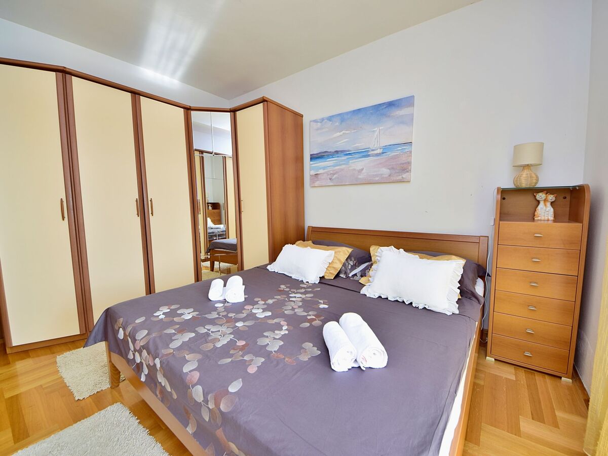 Maison Meri à Trogir : 10 chambres, piscine et vue mer - Photo 24