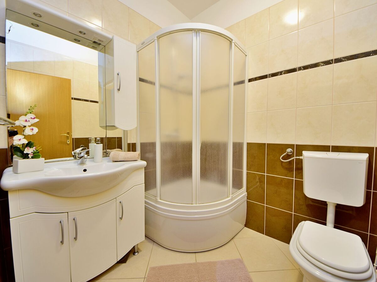 Maison Meri à Trogir : 10 chambres, piscine et vue mer - Photo 40