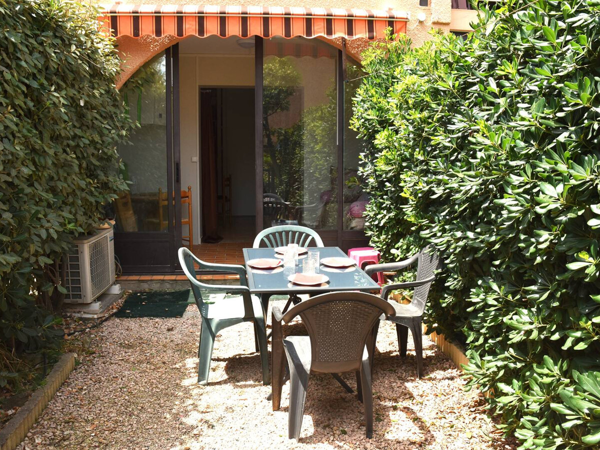 T2 rénové climatisé avec jardinet à 400m des plages - Photo 10